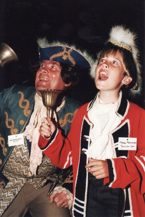 Mike McHutchison - General and Property Auctioneer Pic 1 - Town Crier for World Expo 88 selling Australia benefits to all Who visited Brisbane