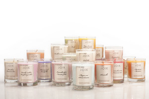 Ilus Cosmetics Pic 2 - JOIK soy wax candles