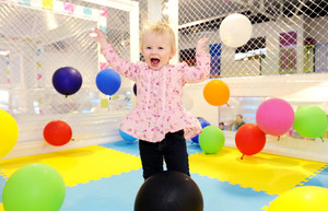 Mulligrub's Play Centre Pic 5 - DANCING BALLOONS