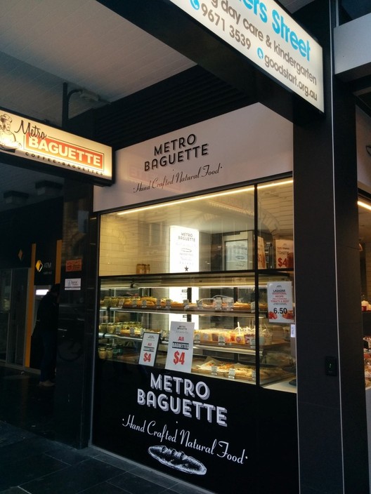 Metro Baguette Pic 1