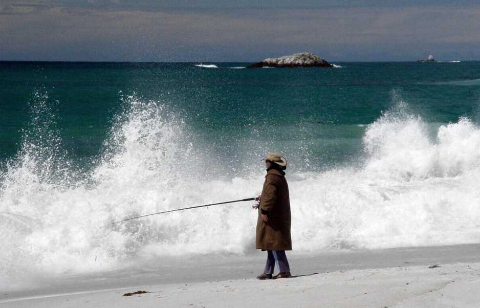 St Helens B&B Pic 1 - SURF FISHING ST HELENS TASMANIA