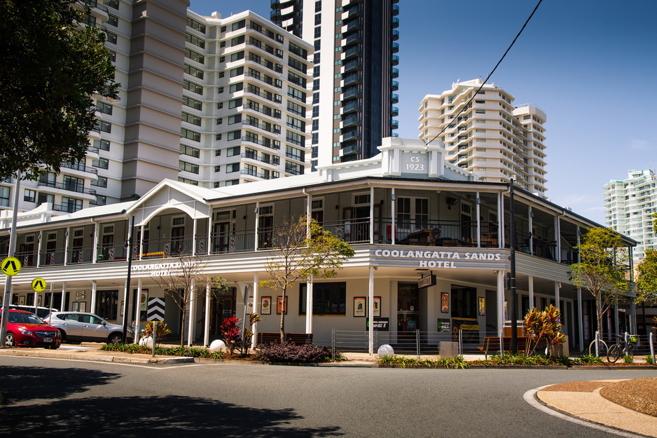 Coolangatta Sands Hotel Pic 1