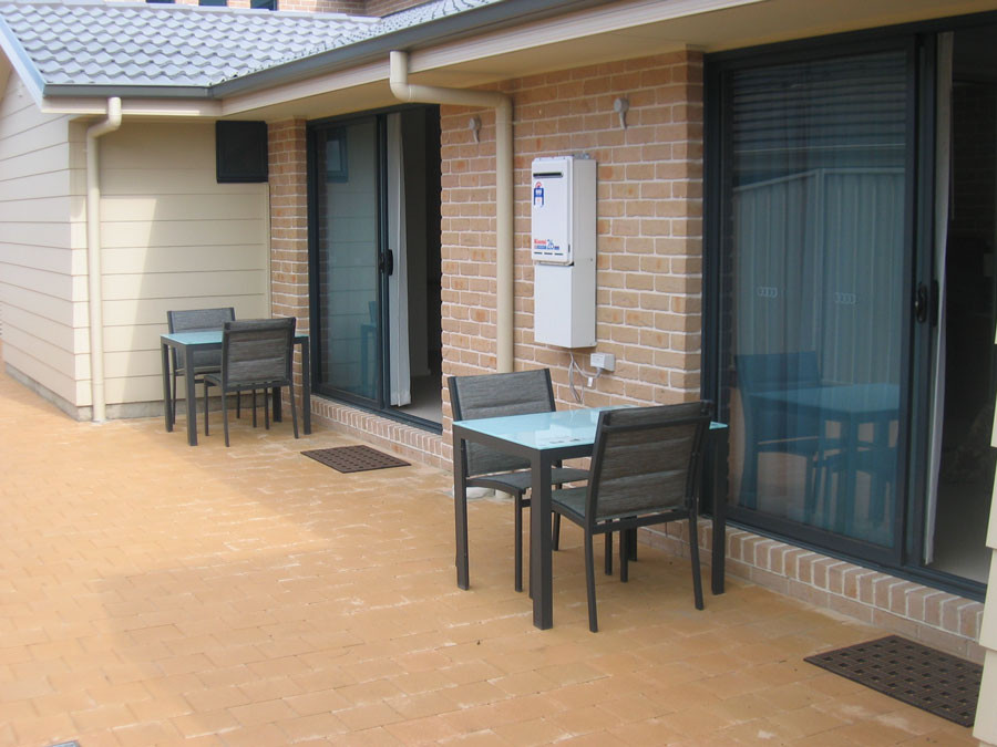 Corrimal Beach Bed & Breakfast Pic 1 - courtyard