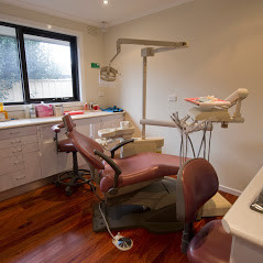 Epping Dentist Denta Service Pic 2 - Clinic room Epping dentist