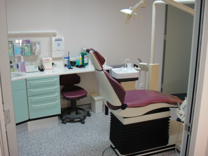 Lindfield Dental Practice Pic 2 - Purple Surgery for Kids