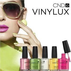 That Nail Place Pic 4 - VINYLUX POLISH REINVENTED Week Long Wear Selfadhering Colour Coat Fast Service Time Durability Increased with Natural Light