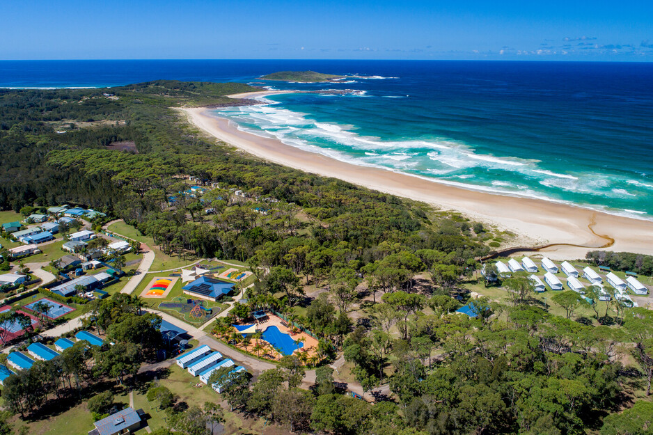 Racecourse Beach Tourist Park in Bawley Point, NSW, Serviced Apartments