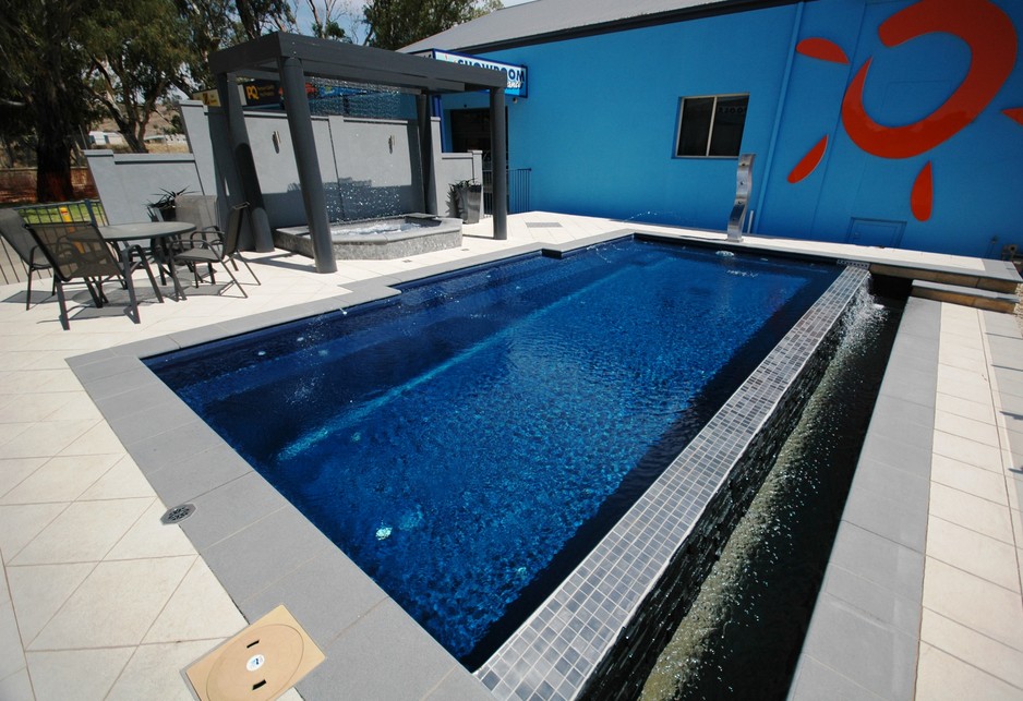 Narellan Pools Riverina Pic 1 - Narellan Pools Riverina Display Pool