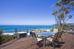 Lorne Holiday Stays Pic 3 - Lorne Holiday Stays Louttit House Spacious Ocean View Deck