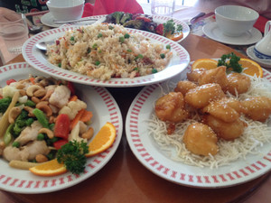 Lotus Chinese Restaurant Pic 2 - All really tasty choices on their banquet menu