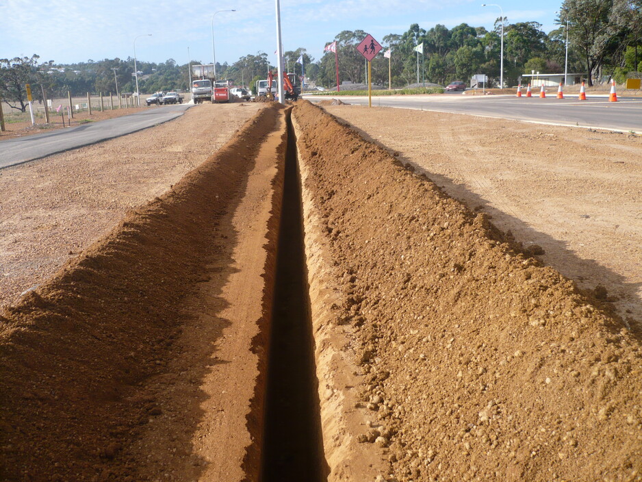 Barkers Trenching Services Pic 1