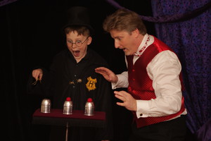 Shane King Magician Sydney Pic 3 - Childrens magic