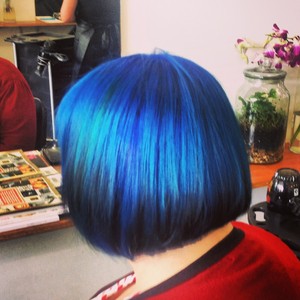 Hoopla Salon Pic 2 - Blue turquoise black