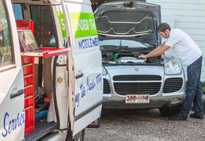 Under The Sun Mobile Mechanic Pic 5 - Servicing all makes models