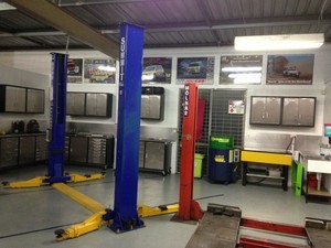 One Stop Auto Care Pic 2 - Immaculate and well organised workshop