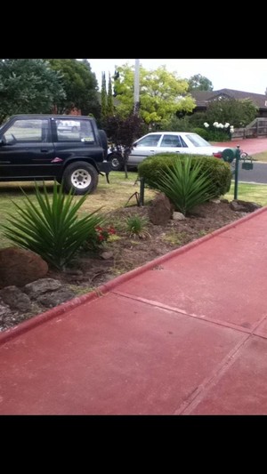 Down to earth landscaping & mowing Pic 3