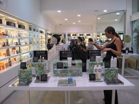 Mecca Cosmetica Pic 1