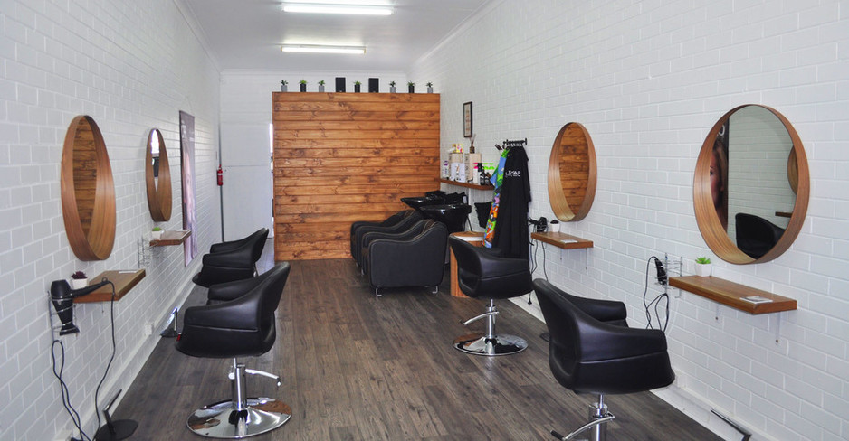 Textured Hair Studio Pic 1