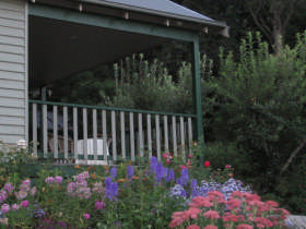 Folly Farm Rural Retreat Pic 1 - Cottage garden