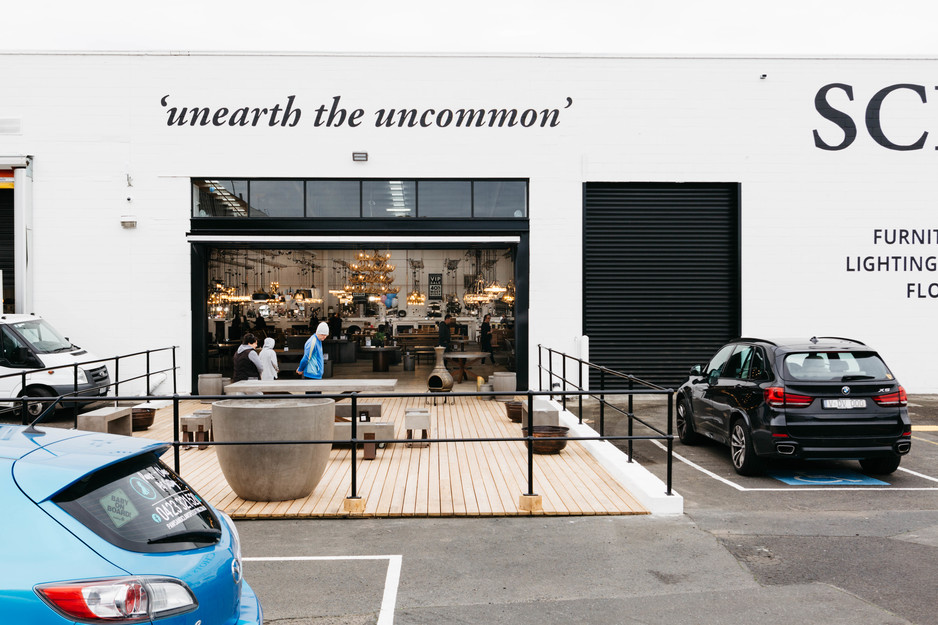 shoe warehouse moorabbin