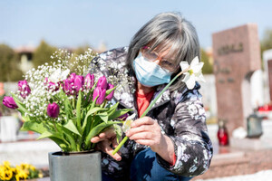 The shining cross cleaning company Pic 3 - Flower placement services