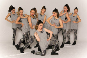 Stepping Out Performing Arts Pic 3 - Snr Hip Hop