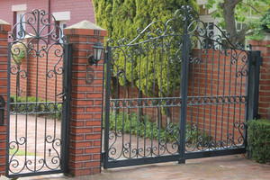 Perth Wrought Iron Pic 4