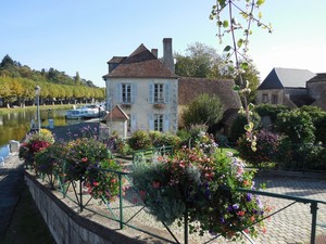 France Vacations Pic 2 - Briare Upper Loire France Vacations