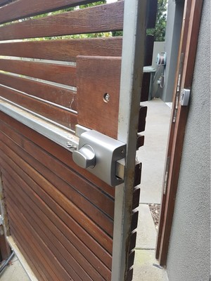 Ilock security - Locksmith Frankston Pic 3