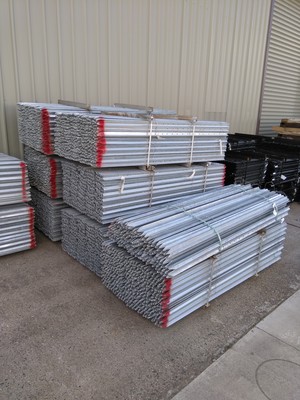 Steel Hub Pic 4 - Galvanised pickets 16502400mm available Heavy or Extra Heavy