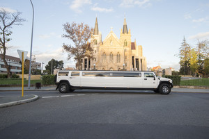 Perth Chauffeur Hire Pic 3 - The white 16 passenger Hummer limousine