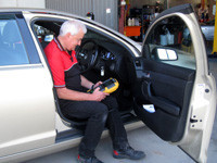 Graeme East Motors Pic 2 - diagnostic Graeme East Motors 3875 Bairnsdale car service mechanic workshop