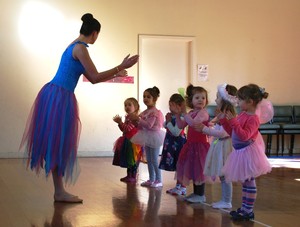 Fairy Feet Dance Club Pic 5 - Warming up our Happy Hands