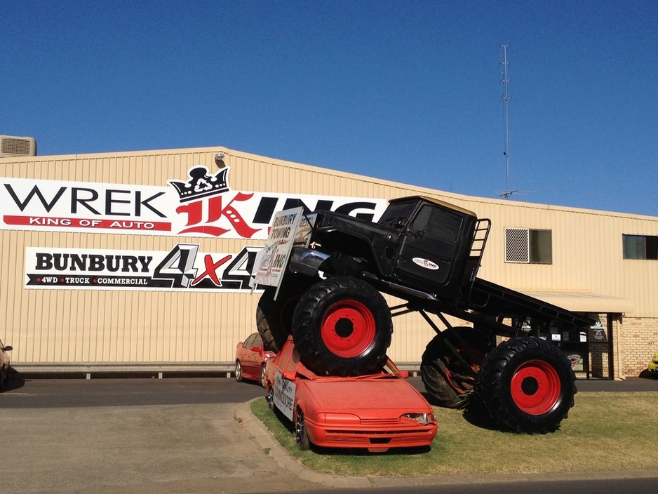 Wrek King Pic 1 - Look for the monster truck