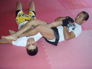 Ultimate Muay Thai, Kickboxing, Boxing, MMA Pic 5 - Ultimate MMA