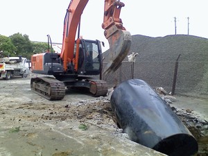 MEtech Consulting Pty Ltd Pic 5 - Fuel Tank Removal