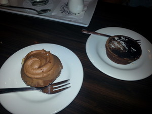 Shingle Inn Pic 5 - Chocolate patty and chocolate tart