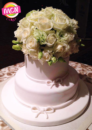 MCN Cakes Pic 5 - Wedding Cake