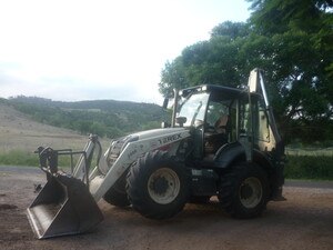 Carpenter Earthmoving and Water Cartage Pic 3