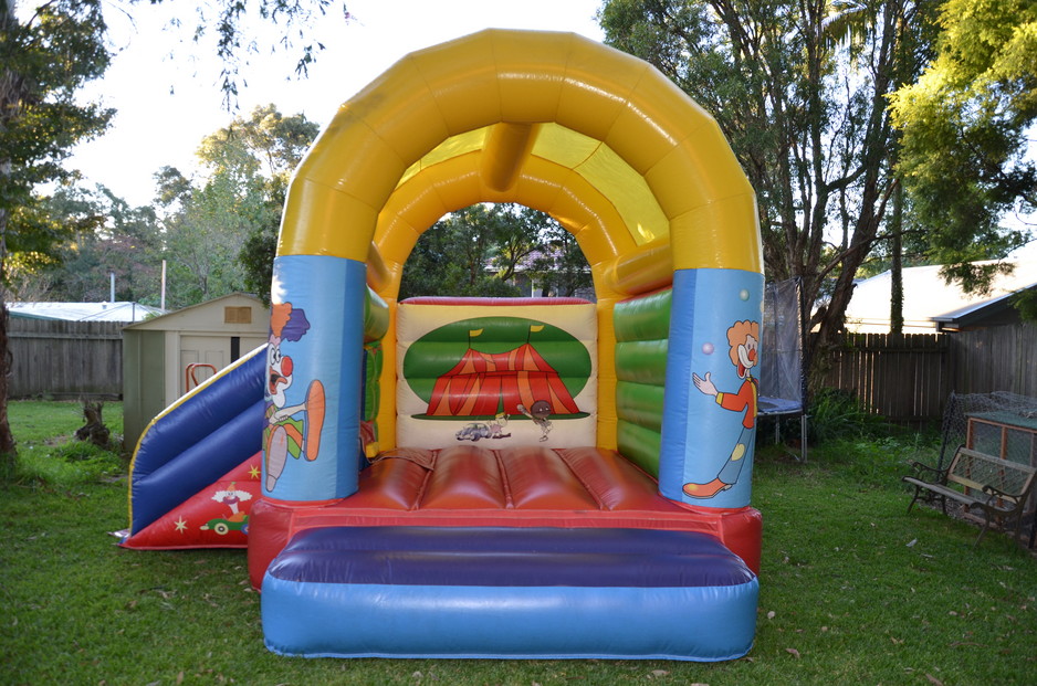 Bouncy House Jumping Castles Pic 2 - 170 All Day Hire Local Hills Residents Only