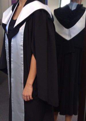 Academic Dress Hire Service Pic 5 - Available to hire or purchase UQ Grad Assoc Deg