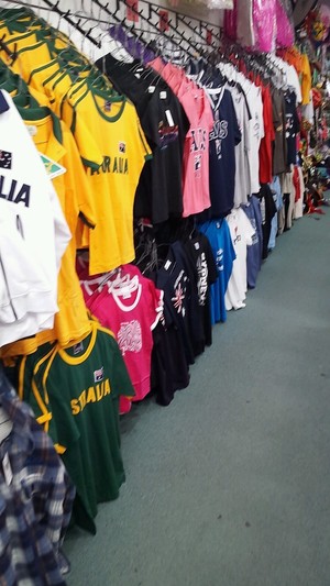 Bins Variety Discount Store Pic 3