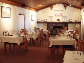 Glen Helen Resort Pic 1 - Glen Helen Resort dining room