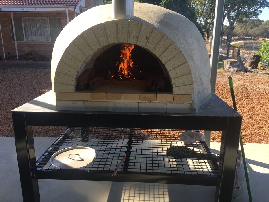 Perth Wood Fired Pizza Oven Pic 2