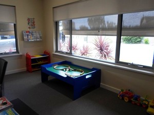 Davis Chiropractic: Kym Davis, George Hannaford & Judy Marriott Pic 4 - Childrens play area