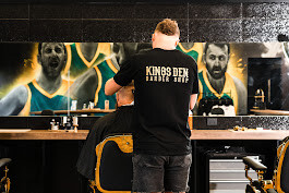 Kings Den Barber Shop Pic 3