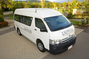 Exemplar Coaches & Limousines Pic 5