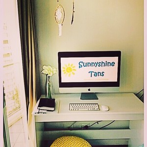 Sunnyshine Tans Pic 2 - workstation