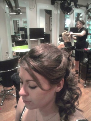 Byford's Cape & Scissors Hair & Beauty Salon Pic 3