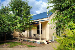 Alpine Valley Cottages Pic 2 - Verandah Cottage 2